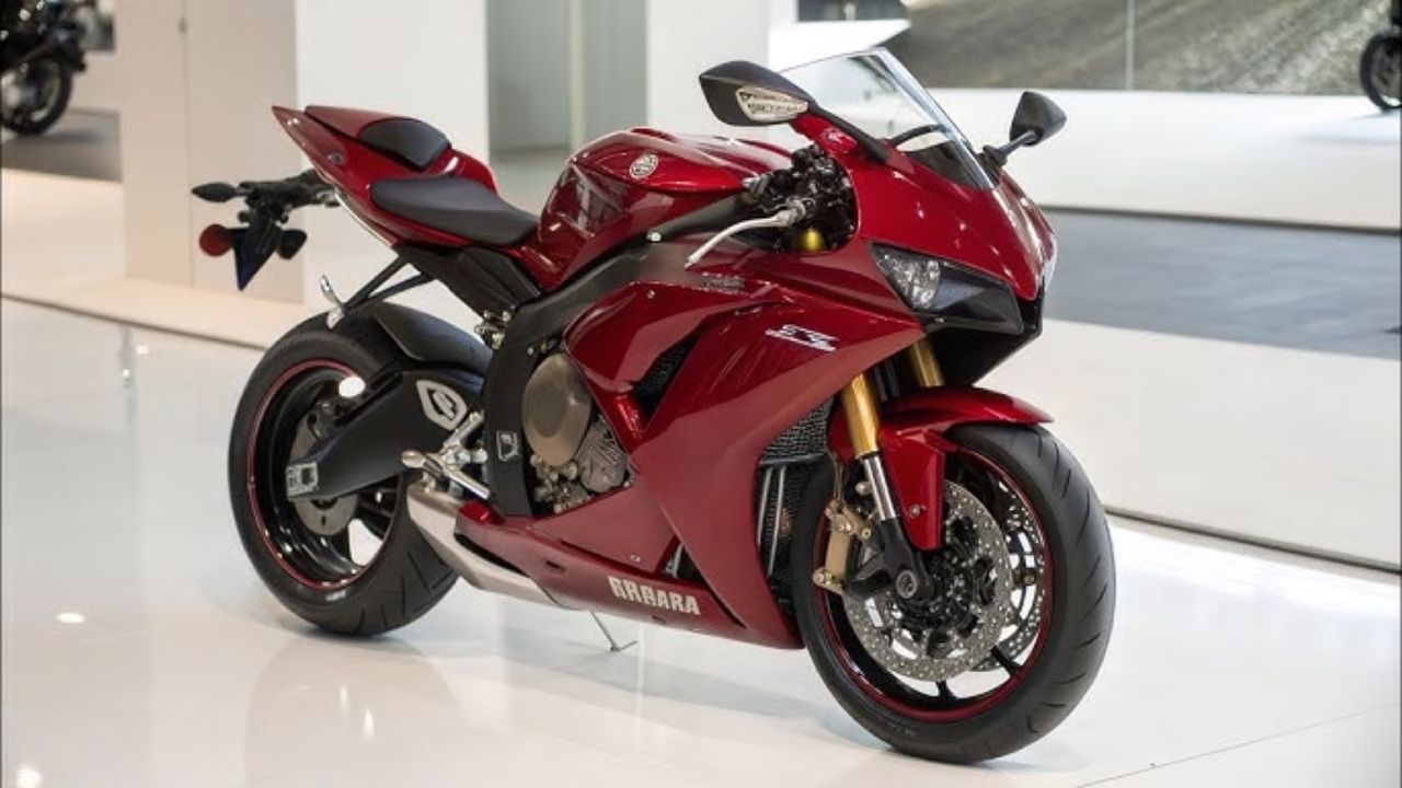 Yamaha R1 2026 Carbon Edition: Review completa con precio, motor, características, rendimiento y consumo
