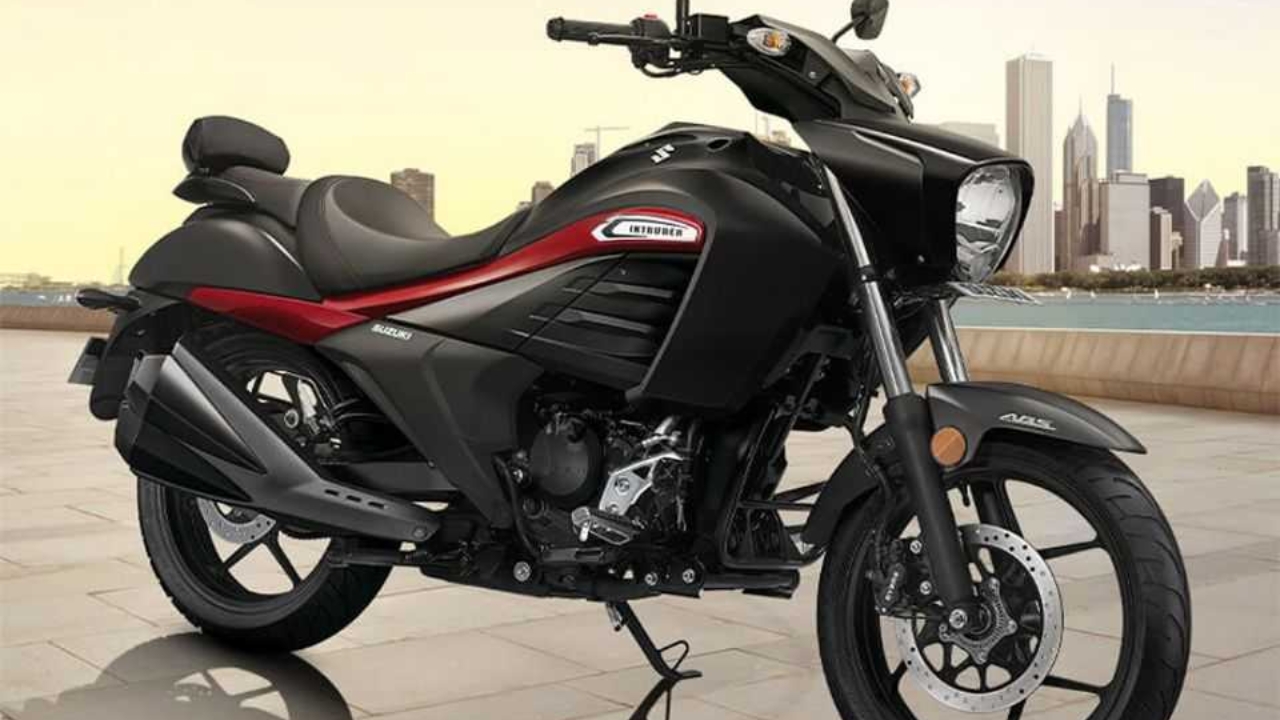 Bajaj Intruder 150 2026: Review completa con precio, motor, características, rendimiento y consumo