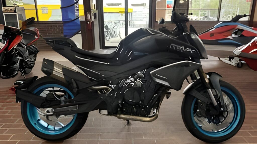 CFMOTO 800NK Advanced 2026: Reseña Potente del Streetfighter con Especificaciones y Precio