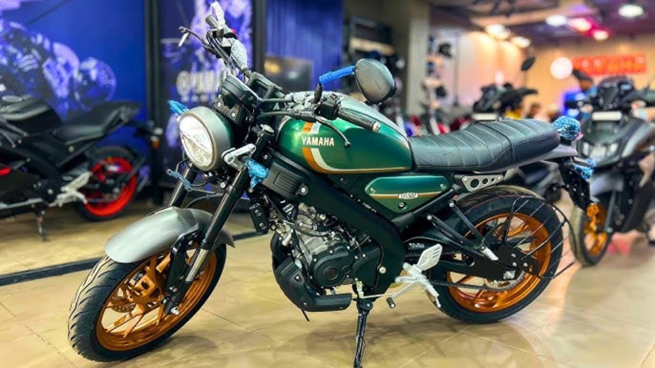Yamaha XSR 155 2026: review completa con estilo retro y motor potente en Delhi